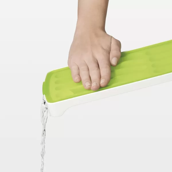OXO Good Grips No-Spill Ice Stick Tray with Silicone Lid for Water Bottles