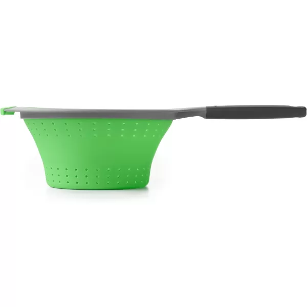 OXO Good Grips Silicone Collapsible Strainer, 2 Quart,Green