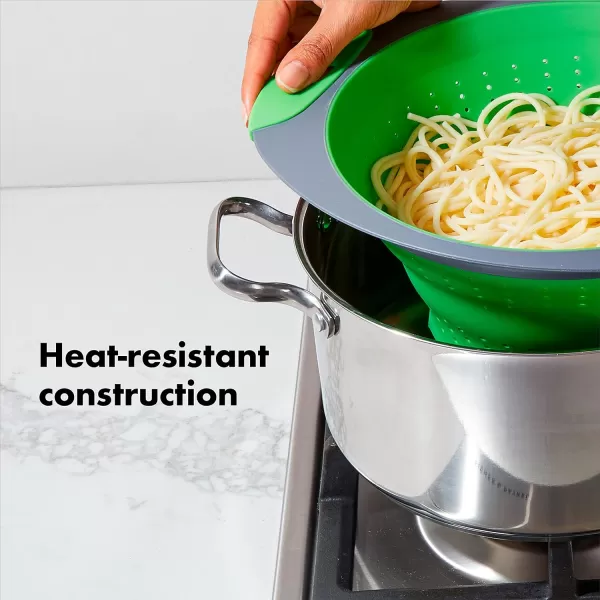 OXO Good Grips Silicone Collapsible Strainer, 2 Quart,Green