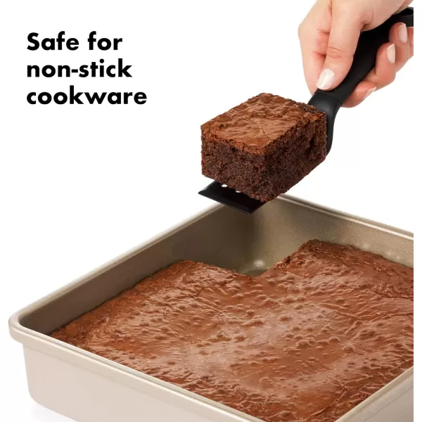 OXO Good Grips Stainless Steel Cut and Serve Turner, Black