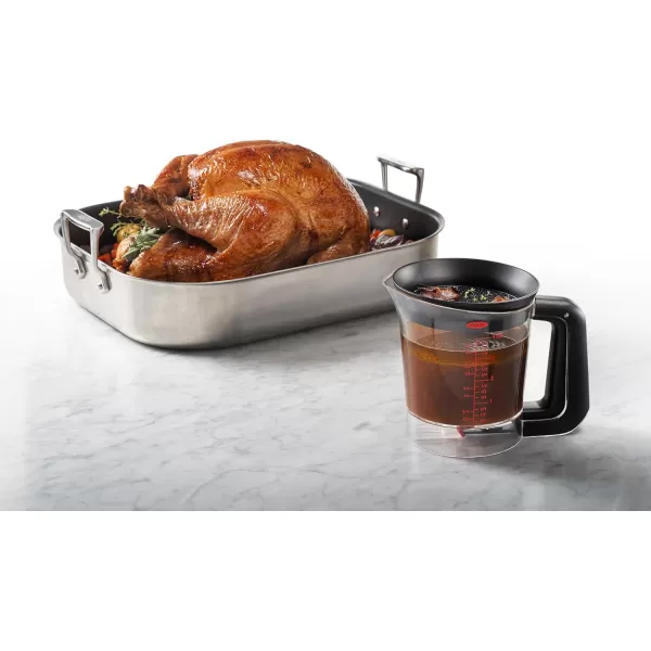 OXO Good Grips Good Gravy 4-Cup Fat Separator
