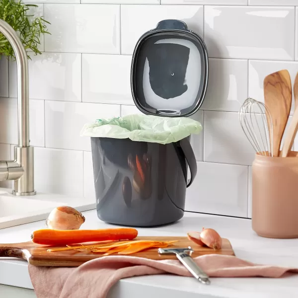 OXO Good Grips EASY-CLEAN COMPOST BIN - CHARCOAL - 1.75 GAL/6.62 L, Plastic, 8.3"L x 10.15"W x 12"H
