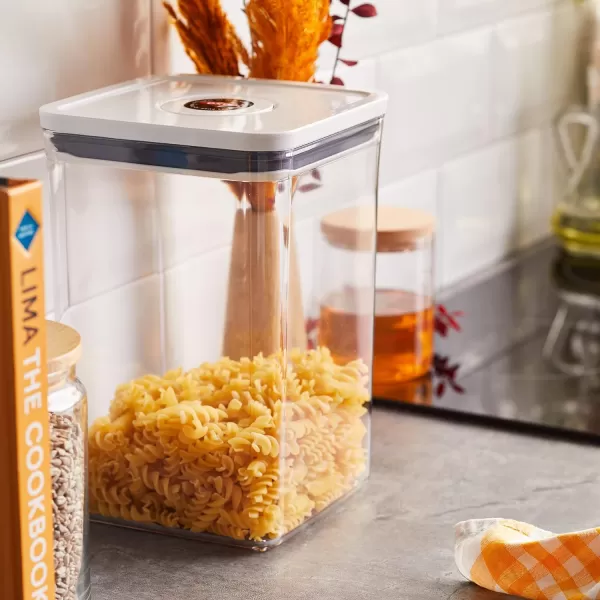 OXO Good Grips POP Container - Airtight Food Storage - Big Square Medium 4.4 Qt Ideal for 5lbs of flour or sugar