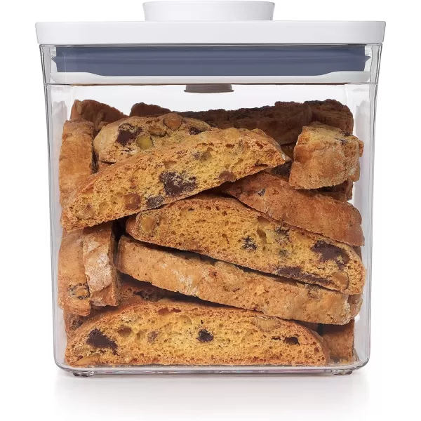 OXO Good Grips POP Container - Airtight Food Storage - Big Square Medium 4.4 Qt Ideal for 5lbs of flour or sugar