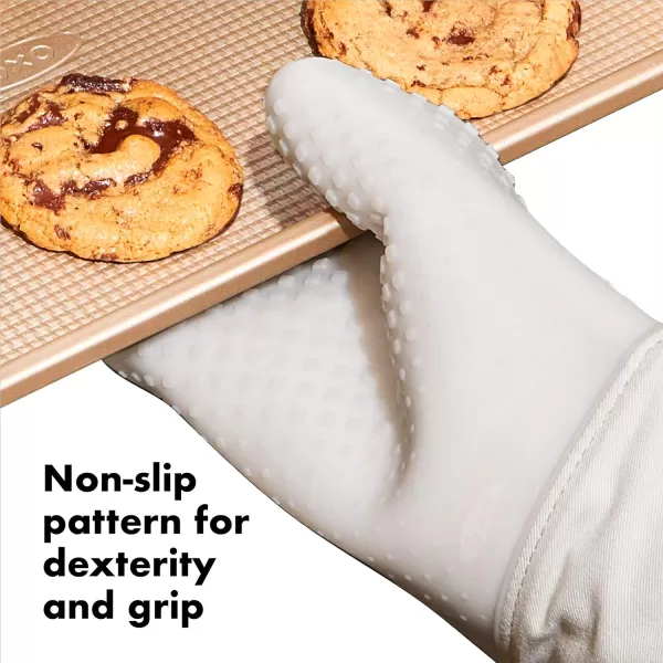 OXO Good Grips Silicone Oven Mitt - Black